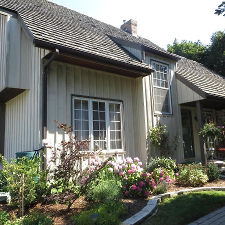 مبيت وإفطار Niagara-on-the-Lake سيدار جابليس بد آند بريكفاست المظهر الخارجي الصورة