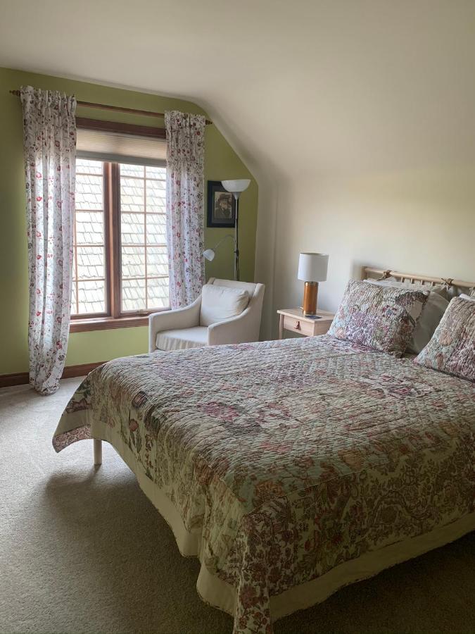 مبيت وإفطار Niagara-on-the-Lake سيدار جابليس بد آند بريكفاست المظهر الخارجي الصورة